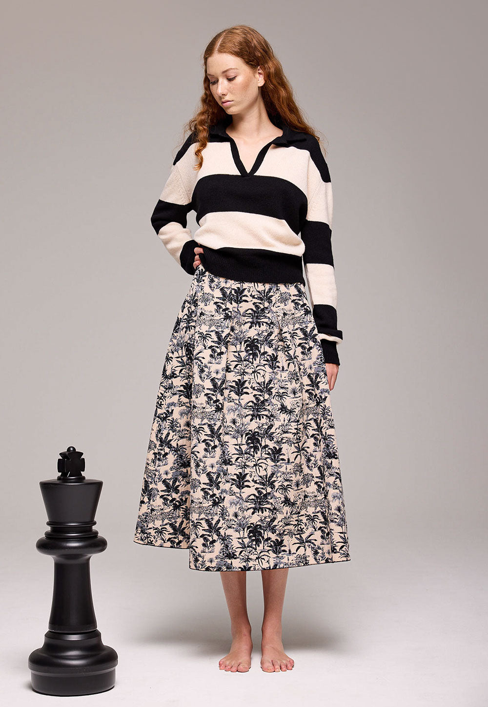 Alicia Sweater in black and cream by Antonia Zander.