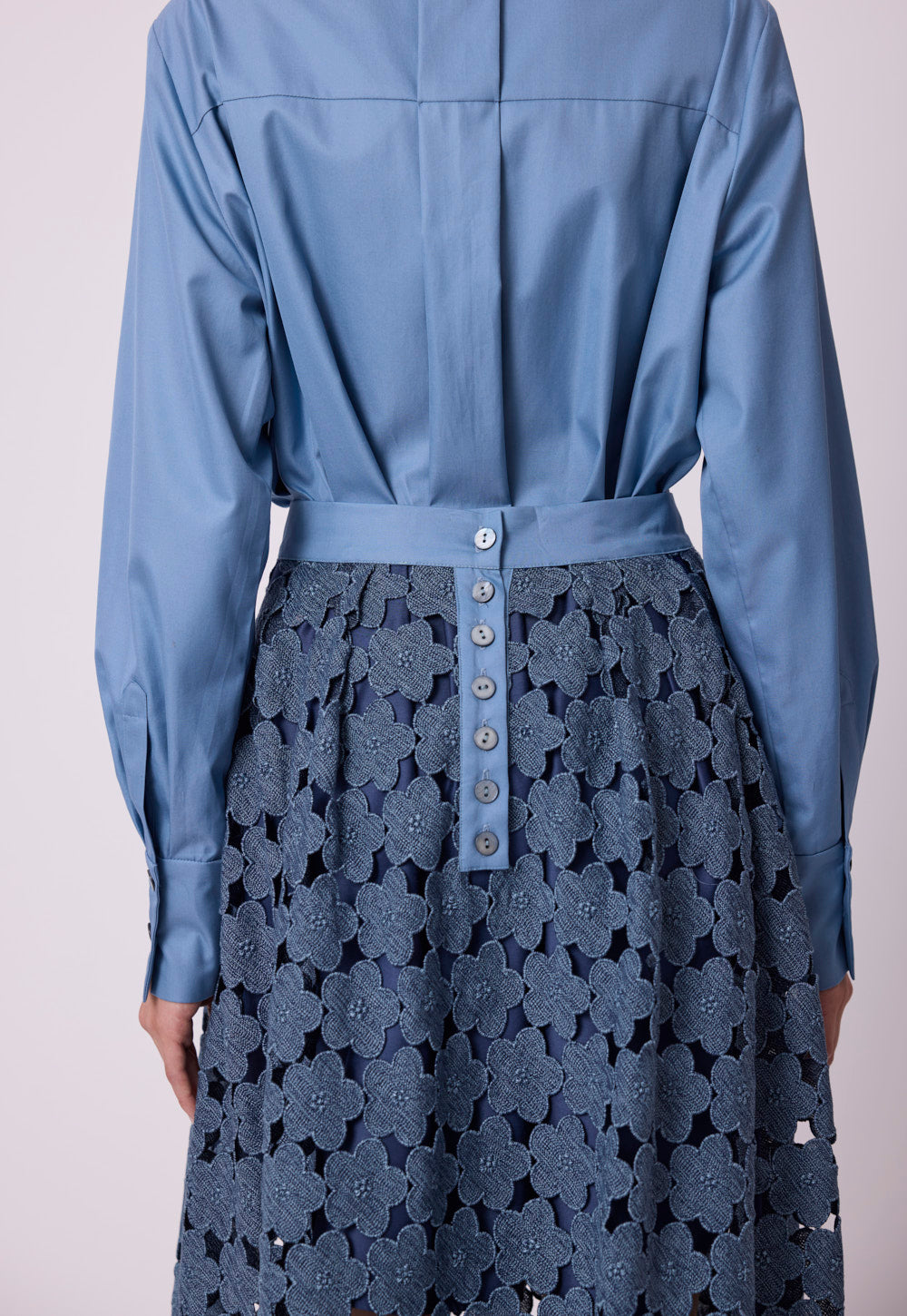 Anja Skirt dusty blue by Antonia Zander, styled view.