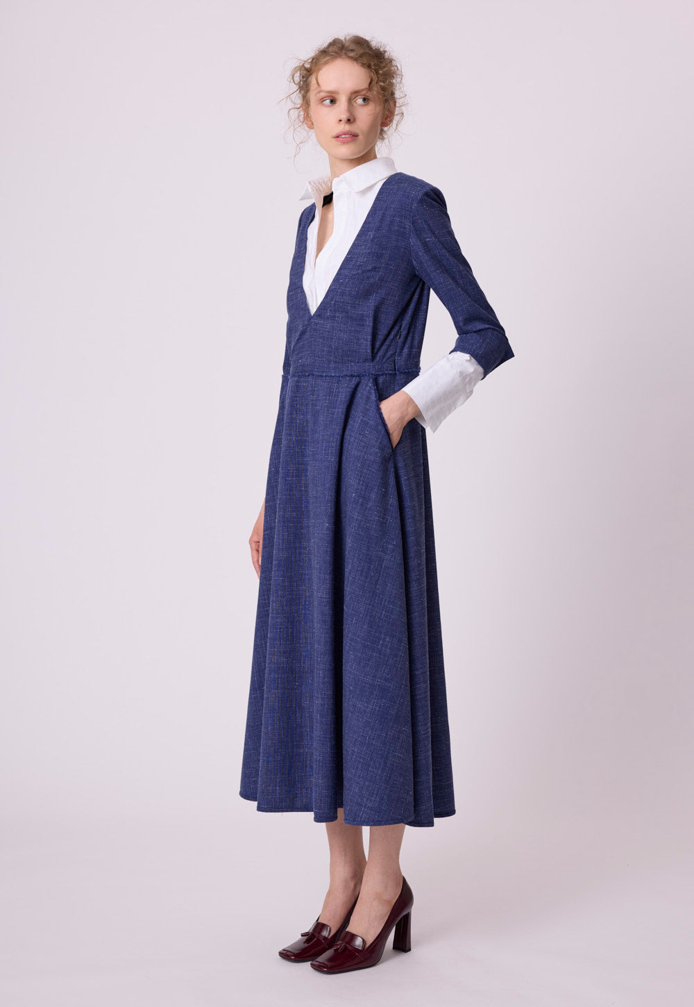 zander linen dress REFORMATION Zander Sweetheart-Neckline Flared Linen Midi Dress