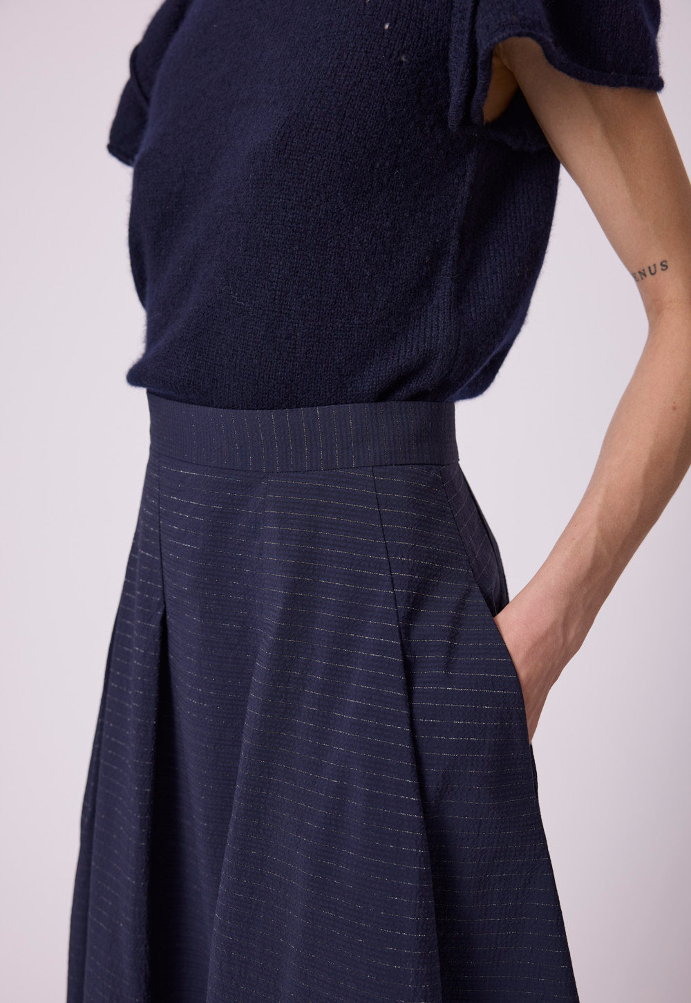 Antonia Zander Oana Skirt navy blue garment detail.