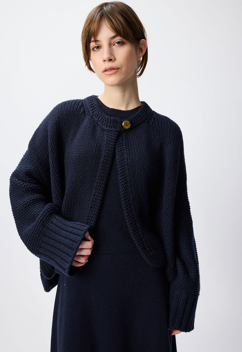 THE PHANIA CAPE