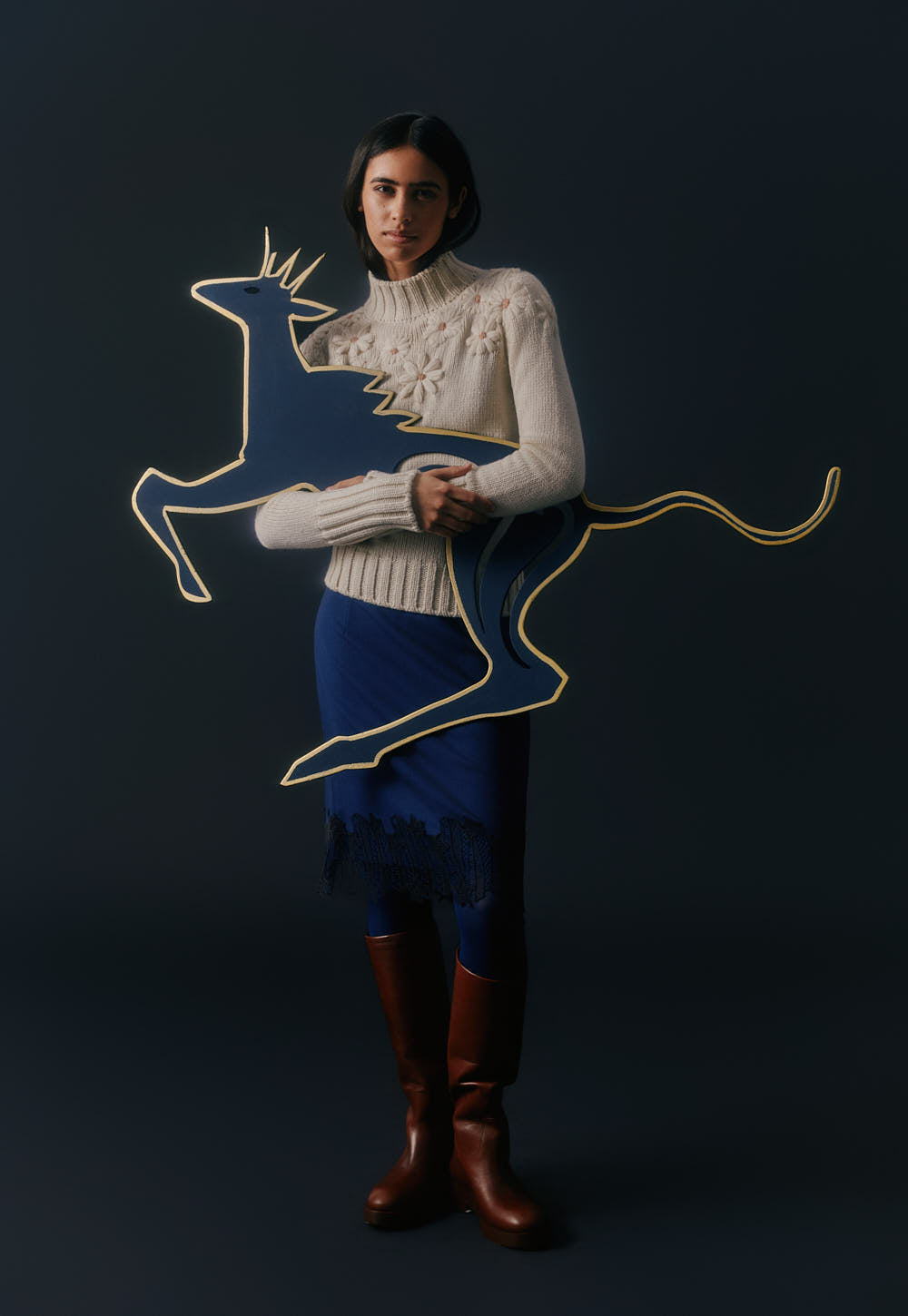 Cashmere sweater embroidered flowers, soft knit texture and ribbed cuff